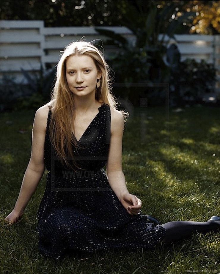 Mia Wasikowska