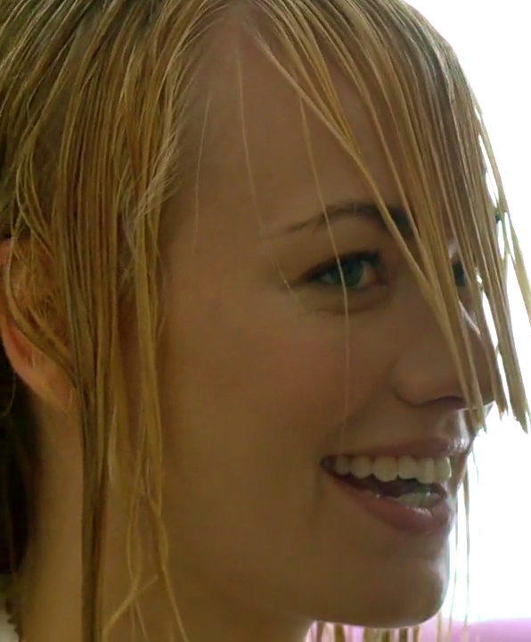 Yvonne Strahovski Yvonne Strahovski