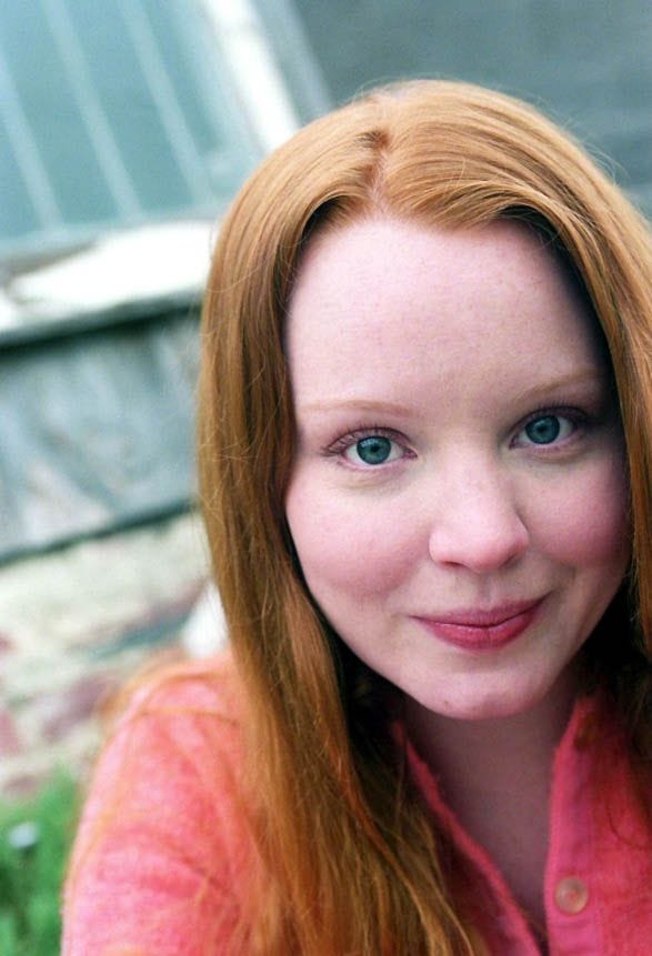 Lauren Ambrose