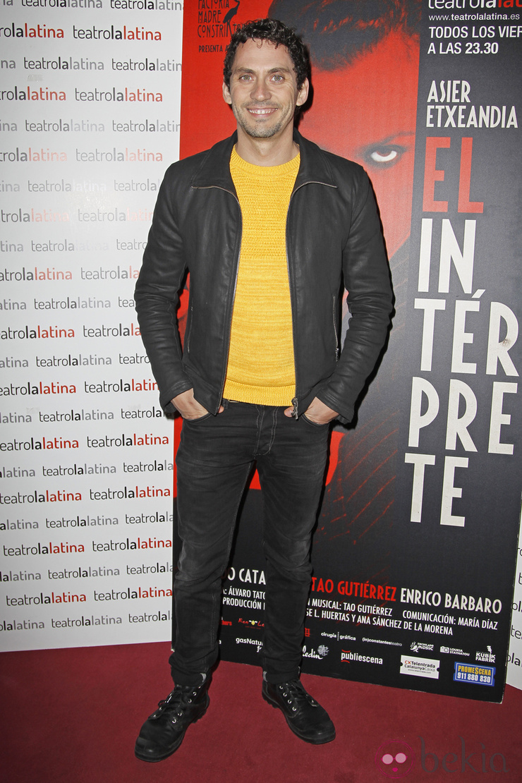 Paco León