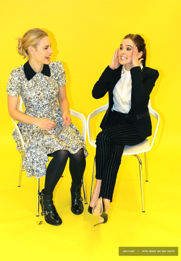 Zoey Deutch Zoey Deutch