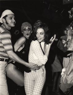 Lady Miss Kier Picture