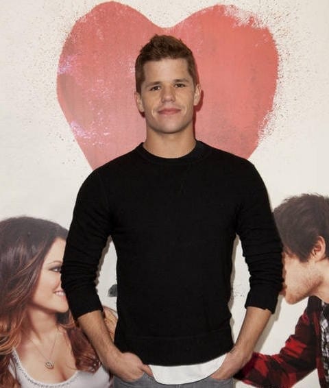 Charlie Carver