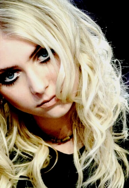 Taylor Momsen