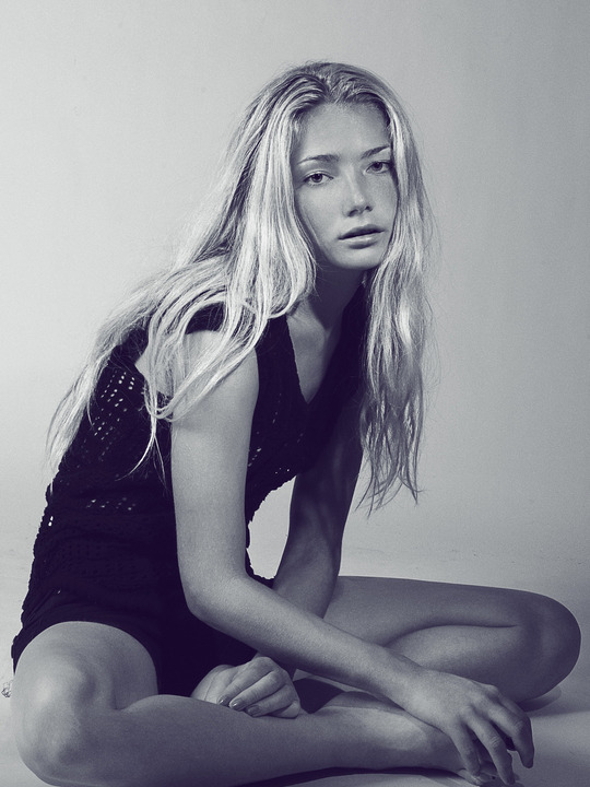Clara Paget Clara Paget
