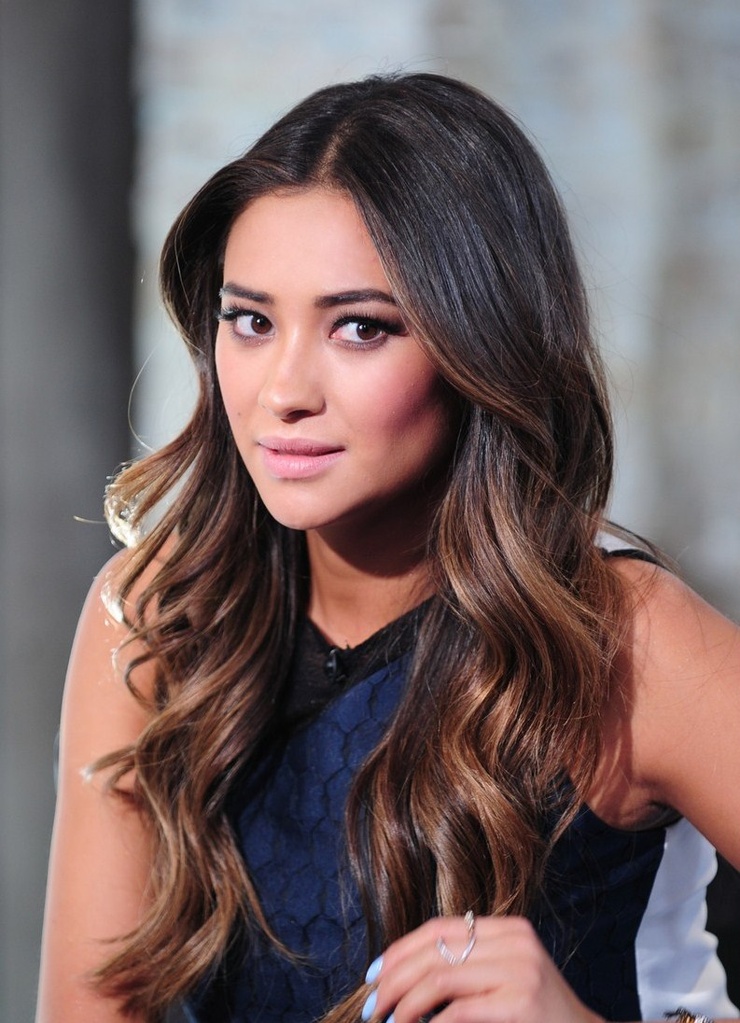 Picture of Shay Mitchell