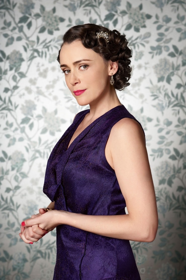 Keeley Hawes tipping velvet