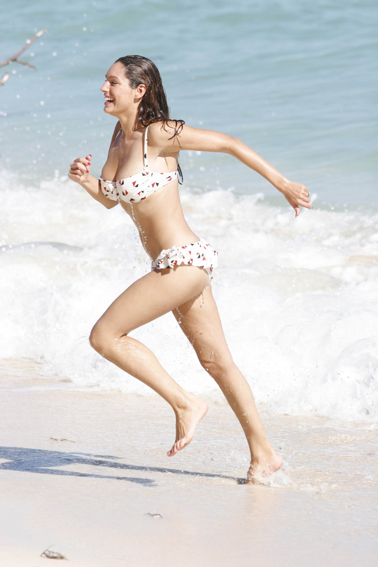 Kelly Brook Kelly Brook