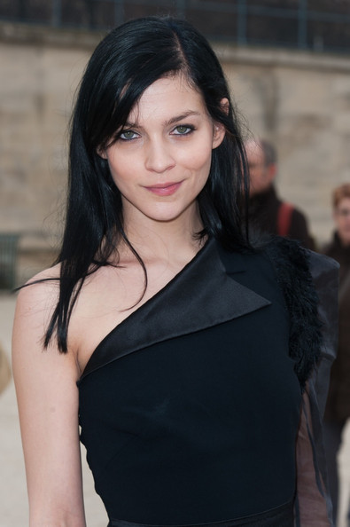 Leigh Lezark