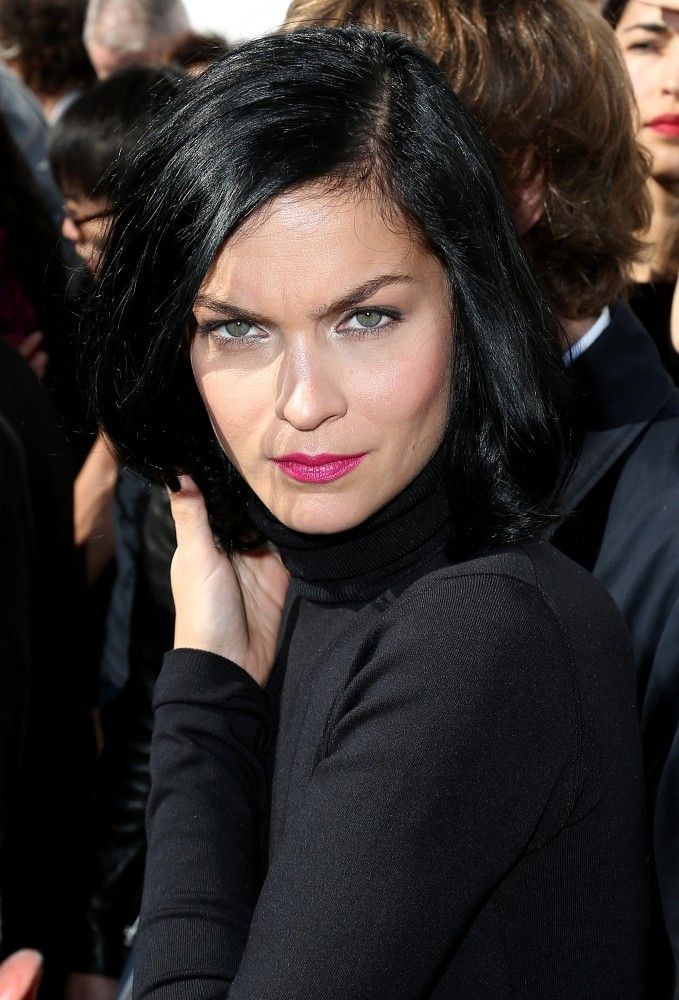 Leigh Lezark