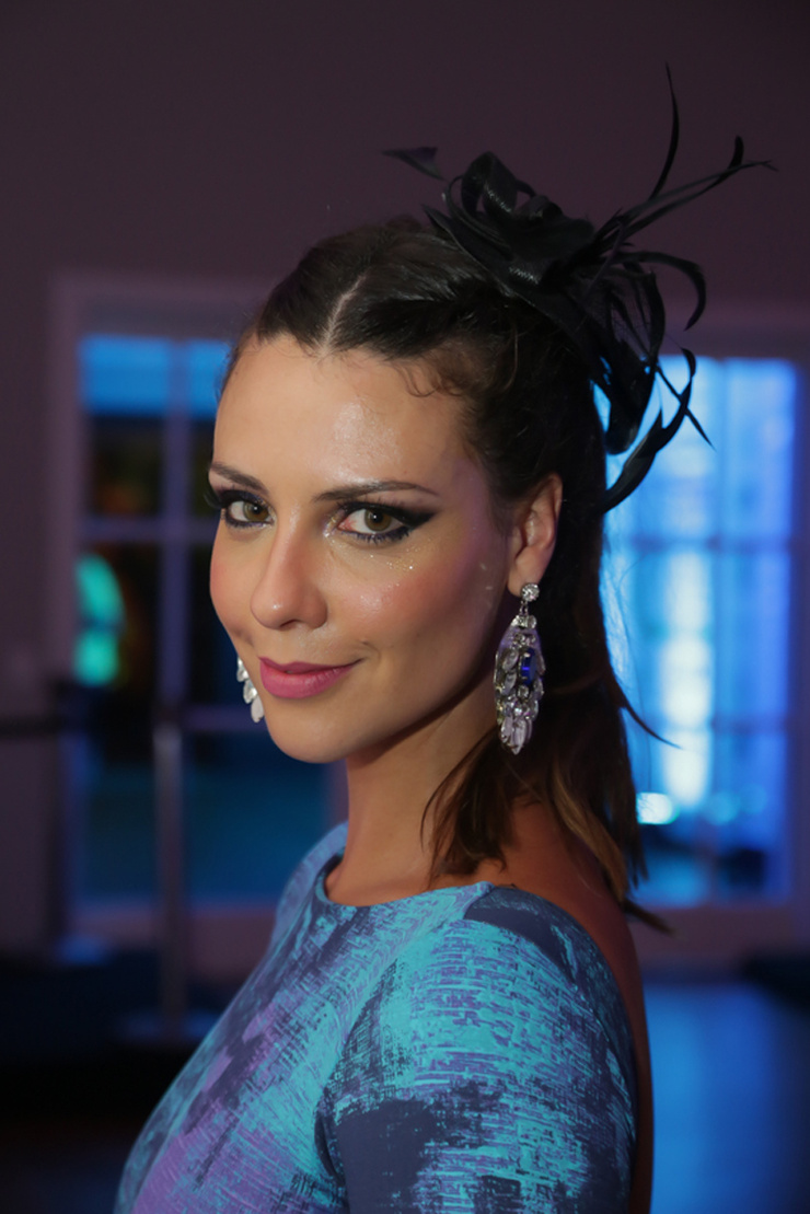 Camila Rodrigues Camila Rodrigues