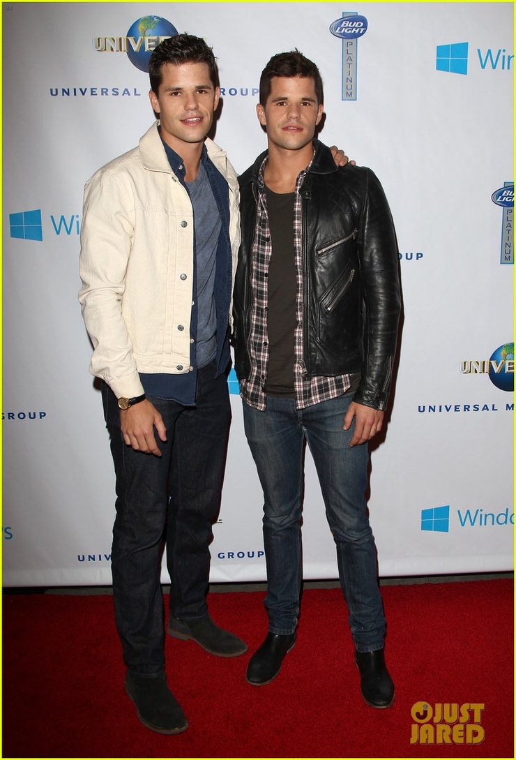 Charlie Carver
