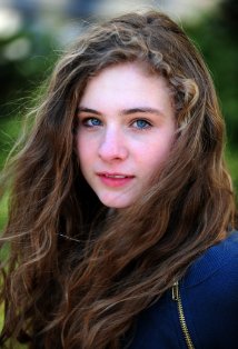 Lizzy DeClement