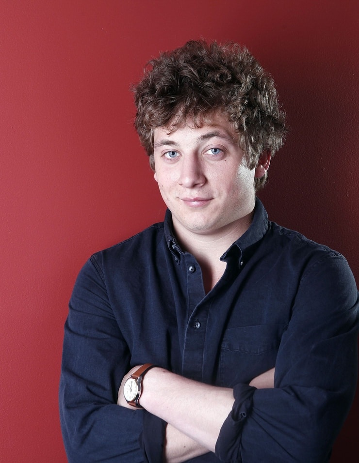 Image of Jeremy Allen White