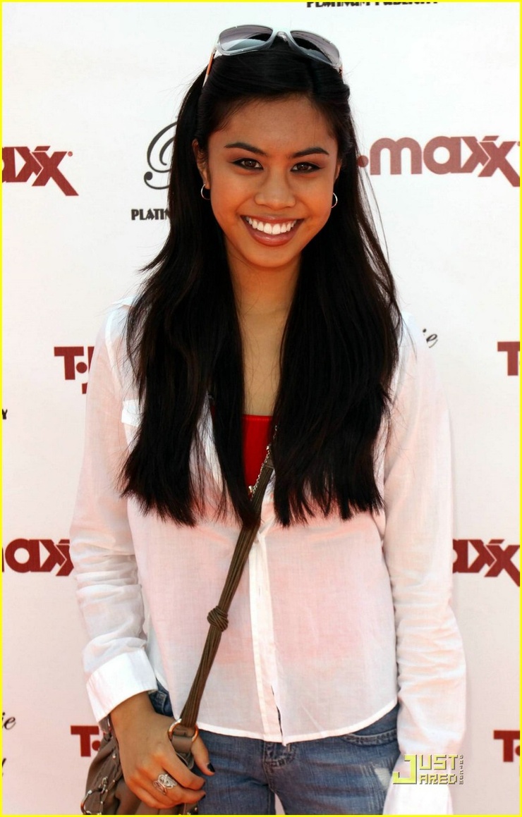 Ashley Argota
