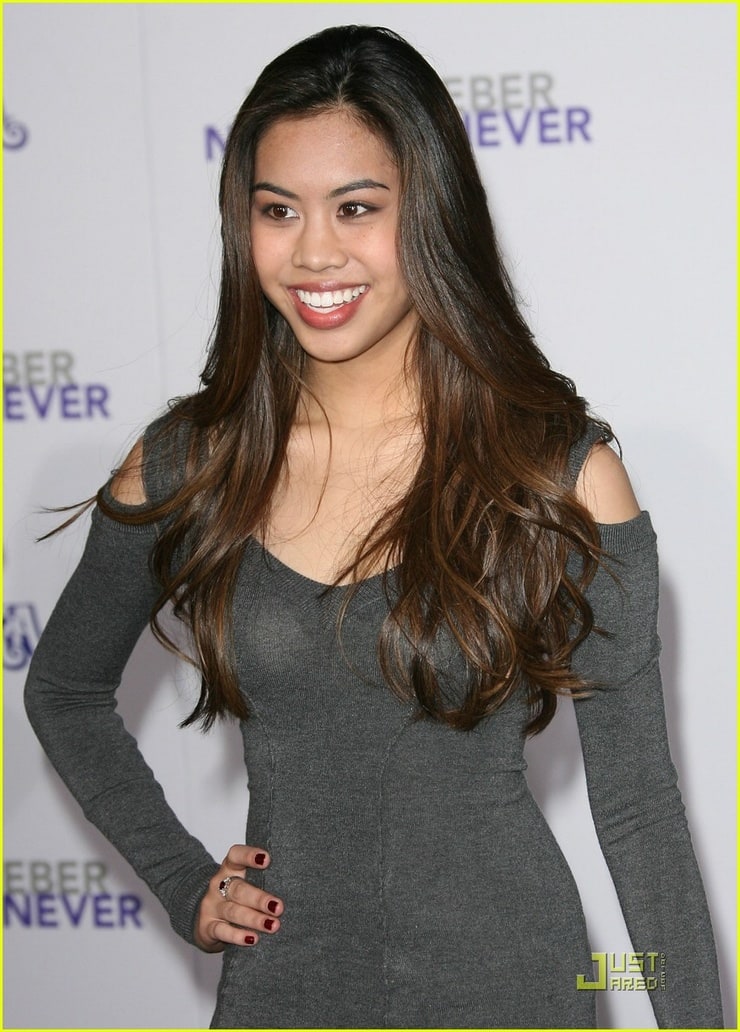 Ashley Argota