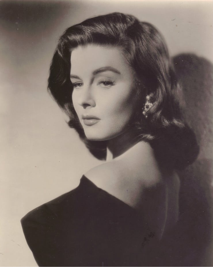 Picture of Elaine Stewart