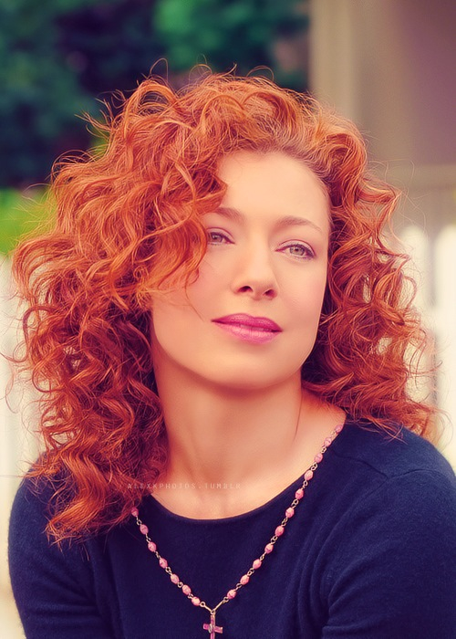 Alex Kingston Alex Kingston