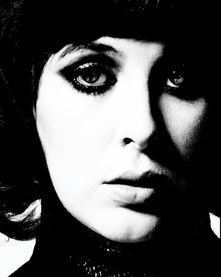 Alexandra Roach