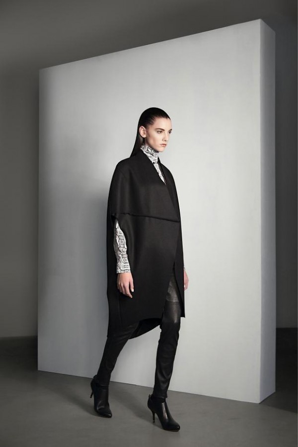 CERRE 2014 cloak for woman 