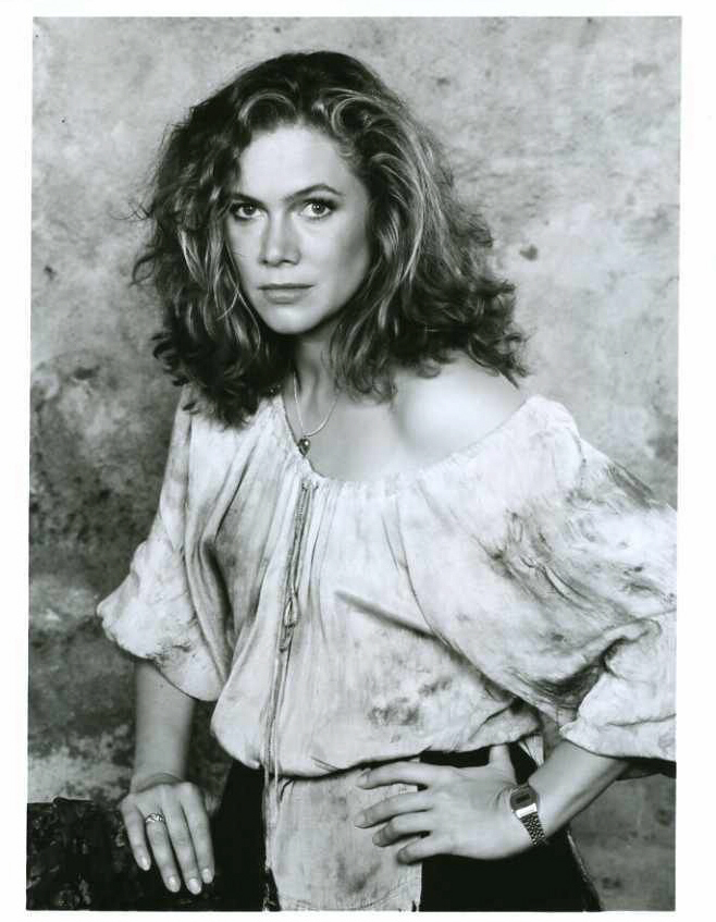 Kathleen Turner Kathleen Turner