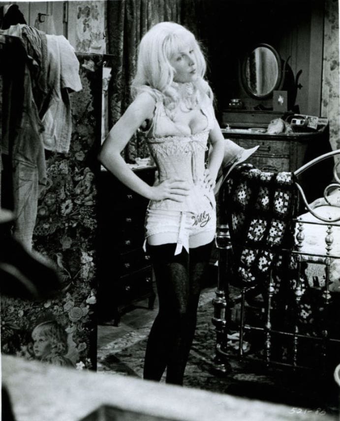 Stella Stevens