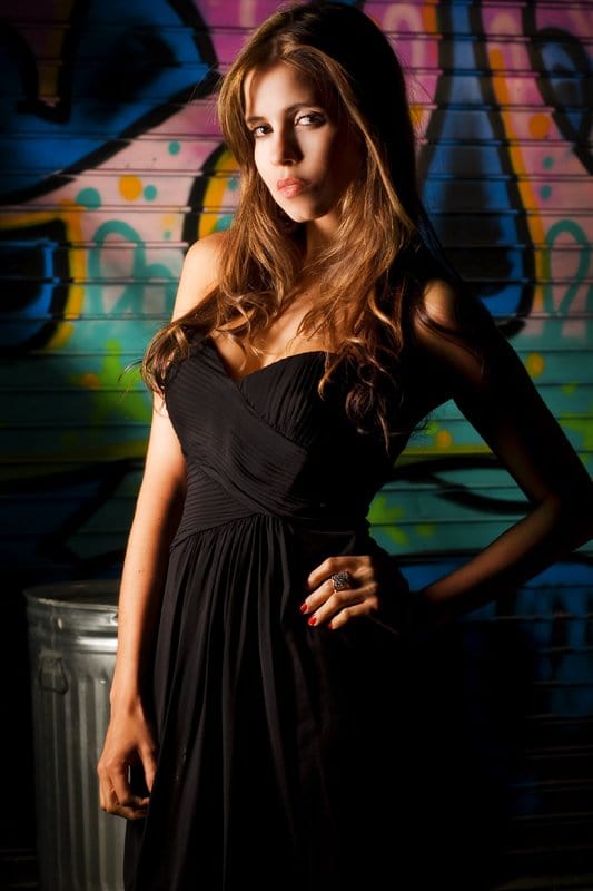 Vania Bezerra Vania Bezerra