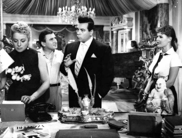 Seven Hills of Rome                                  (1957)