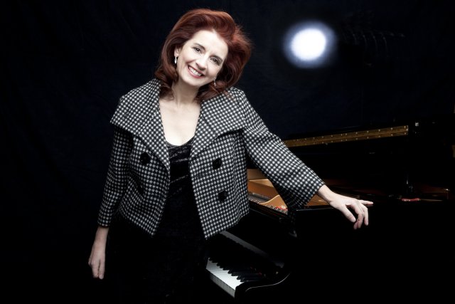 Lorraine Desmarais