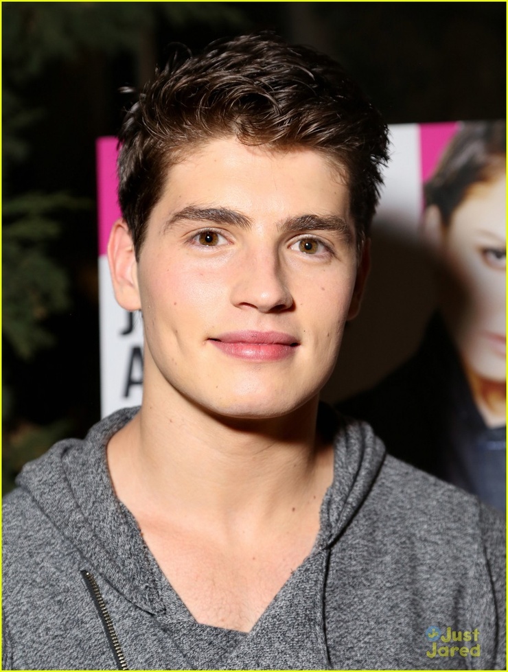 Gregg Sulkin