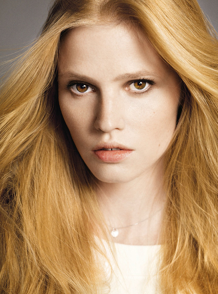 Lara Stone