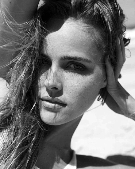 Isabel Lucas Isabel Lucas