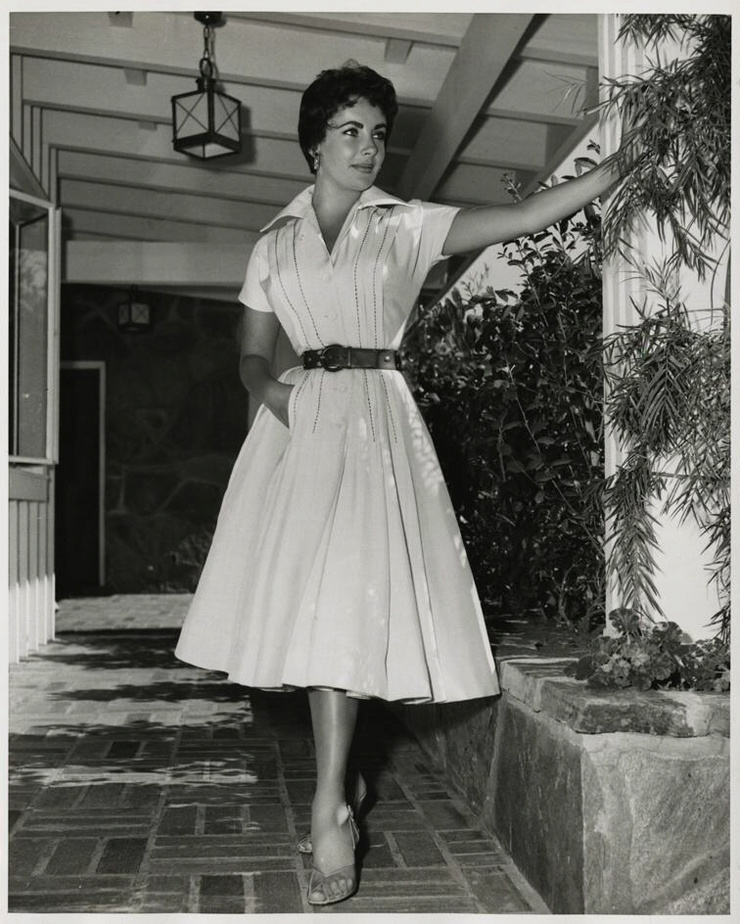 Elizabeth Taylor Elizabeth Taylor
