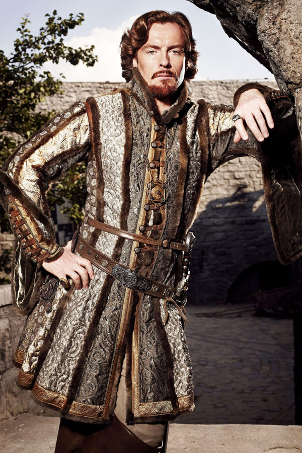Toby Stephens