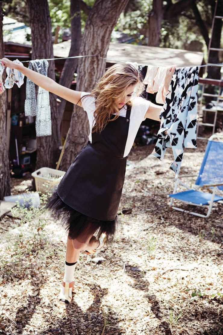 Lili Simmons Lili Simmons