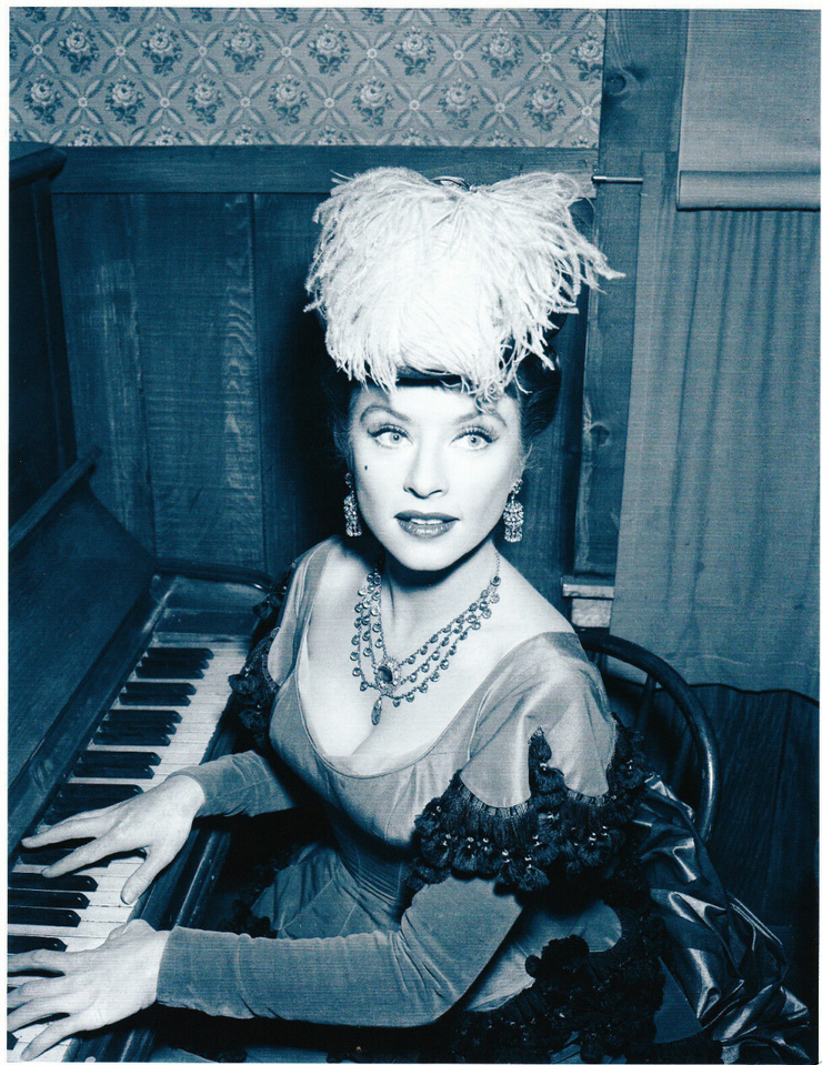 Amanda Blake