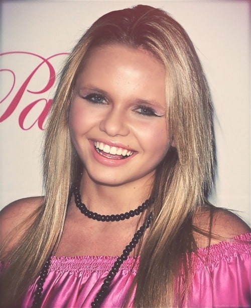 Alli Simpson