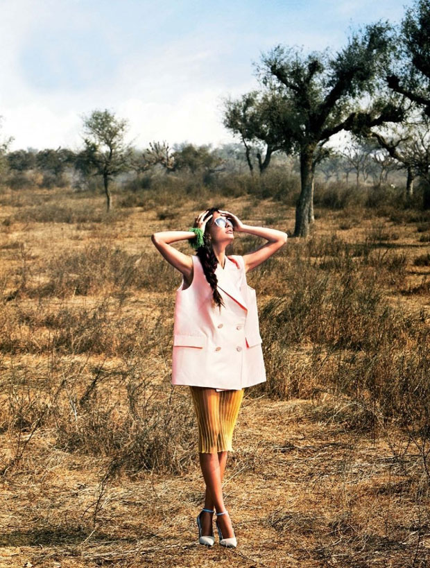 Lisa Haydon Lisa Haydon