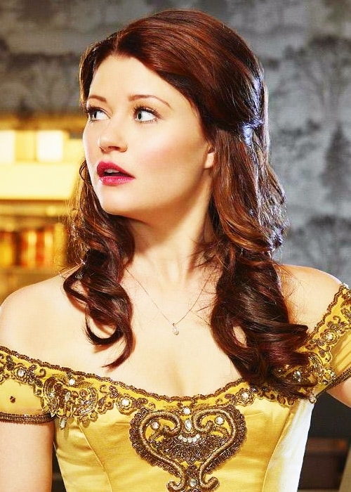 Image of Belle (Emilie de ravin)