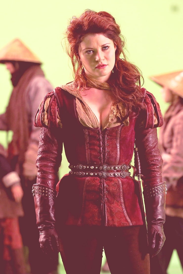 Belle (Emilie de ravin)