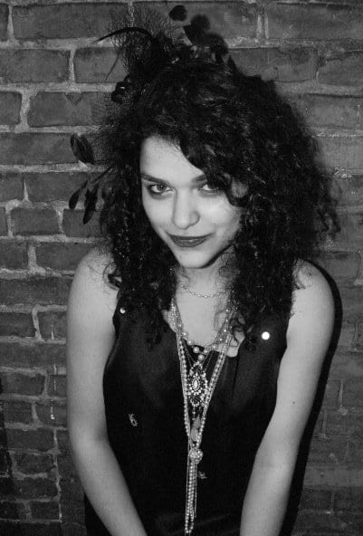 Eve Harlow
