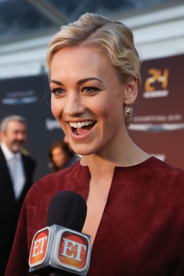 Yvonne Strahovski Yvonne Strahovski