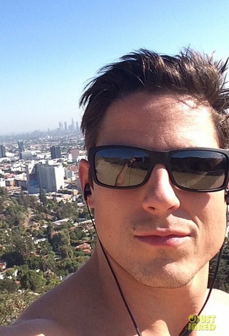 Sean Faris