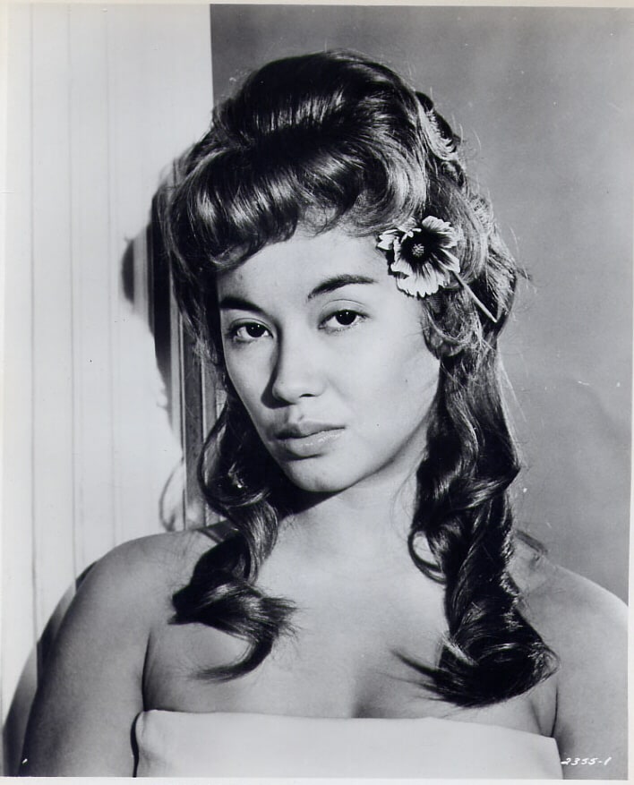 France Nuyen