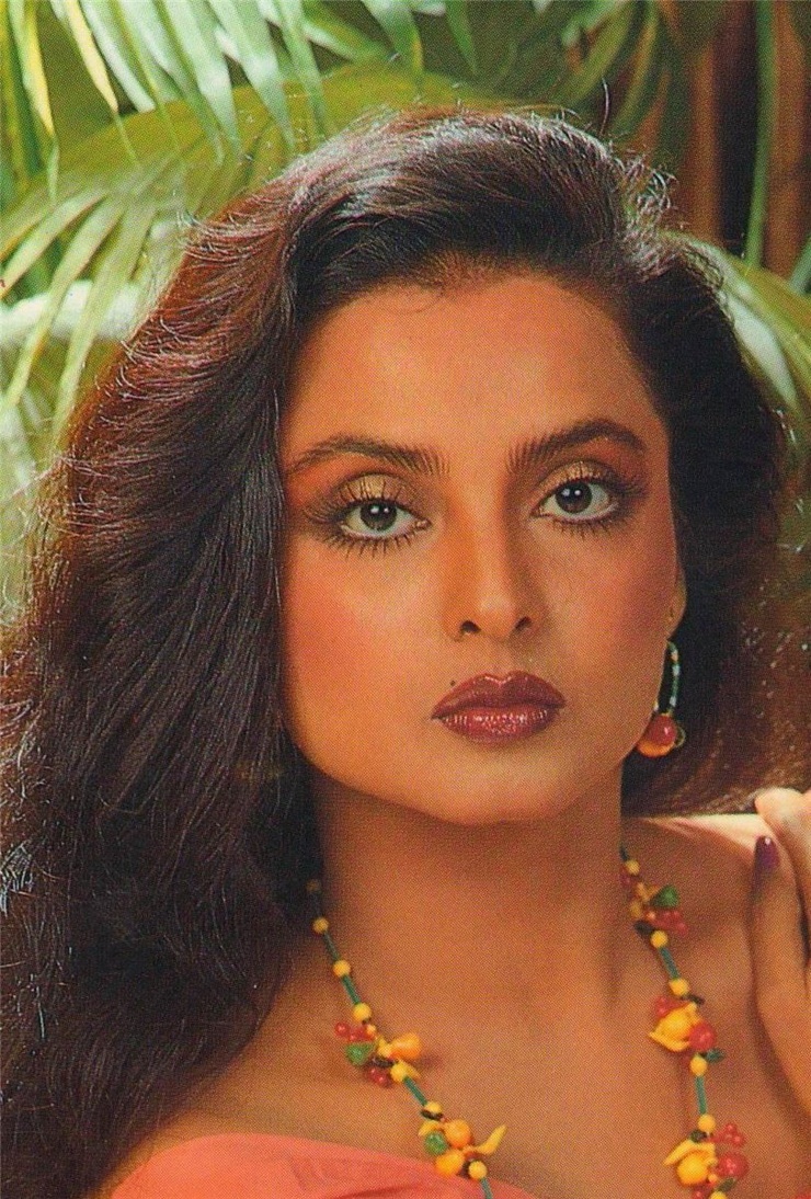 Rekha Rekha
