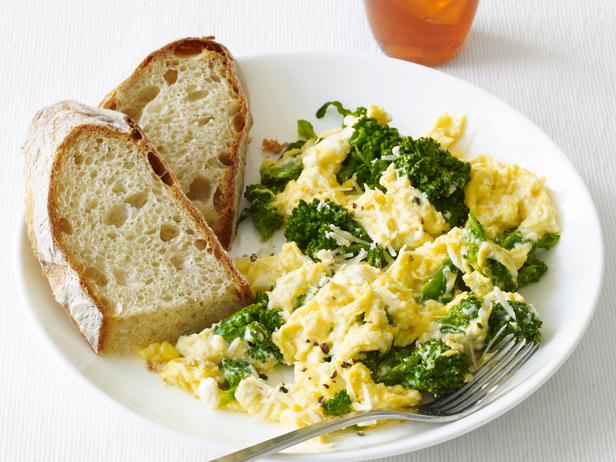 Omlet sa lukom