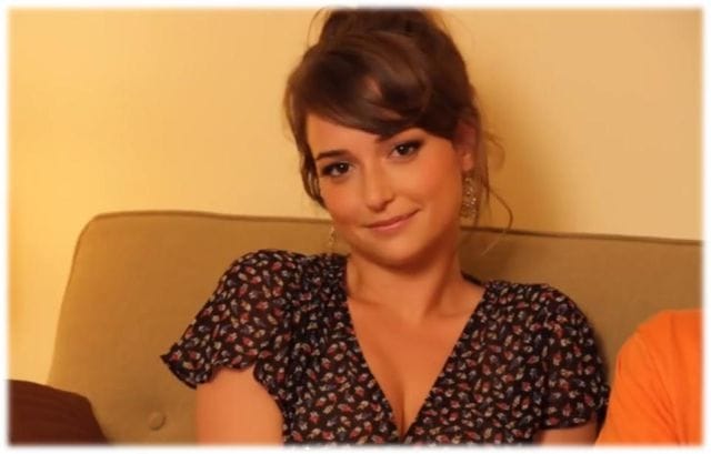 Milana Vayntrub Milana Vayntrub