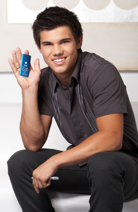Taylor Lautner