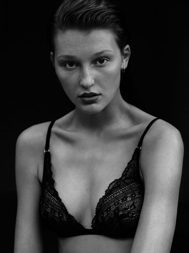 Caroline Ferro Caroline Ferro