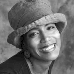 Nancy Giles